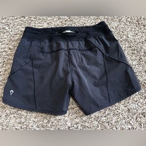 Ivivva girls Black Athletic Shorts